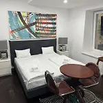 Notorious Design Apartments - Near Kaerntner Strasse